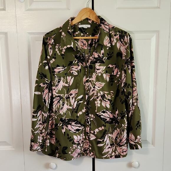 Studio Works Womens Green Floral Button Up Shirt Size LG Roll Tab Lightweight - Picture 1 of 11